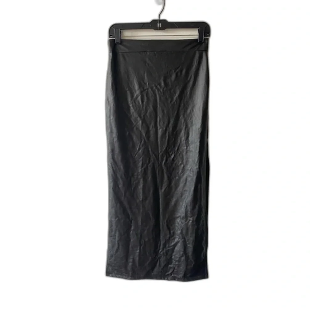 Derek Heart Faux Leather Mini Skirt - Picture 5 of 5